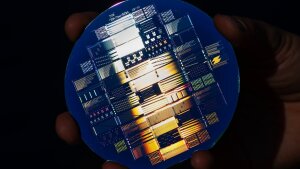 Integrated Photonic Circuits (PICs) on a silicon wafer