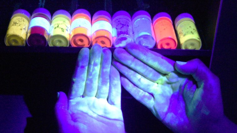 Fluorescent agents in the biolab.