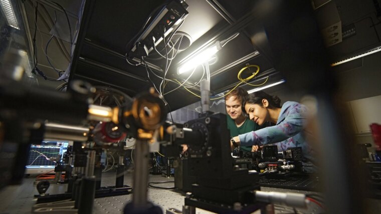 ACP nanospectroscopy laboratory.