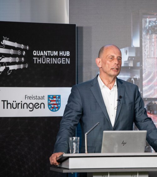 Inauguration ceremony of the Quantum Hub Thüringen in 2021, Minister Wolfgang Tiefensee.